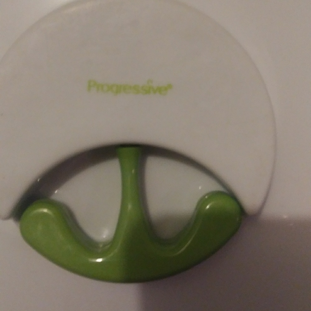 Salad mixer